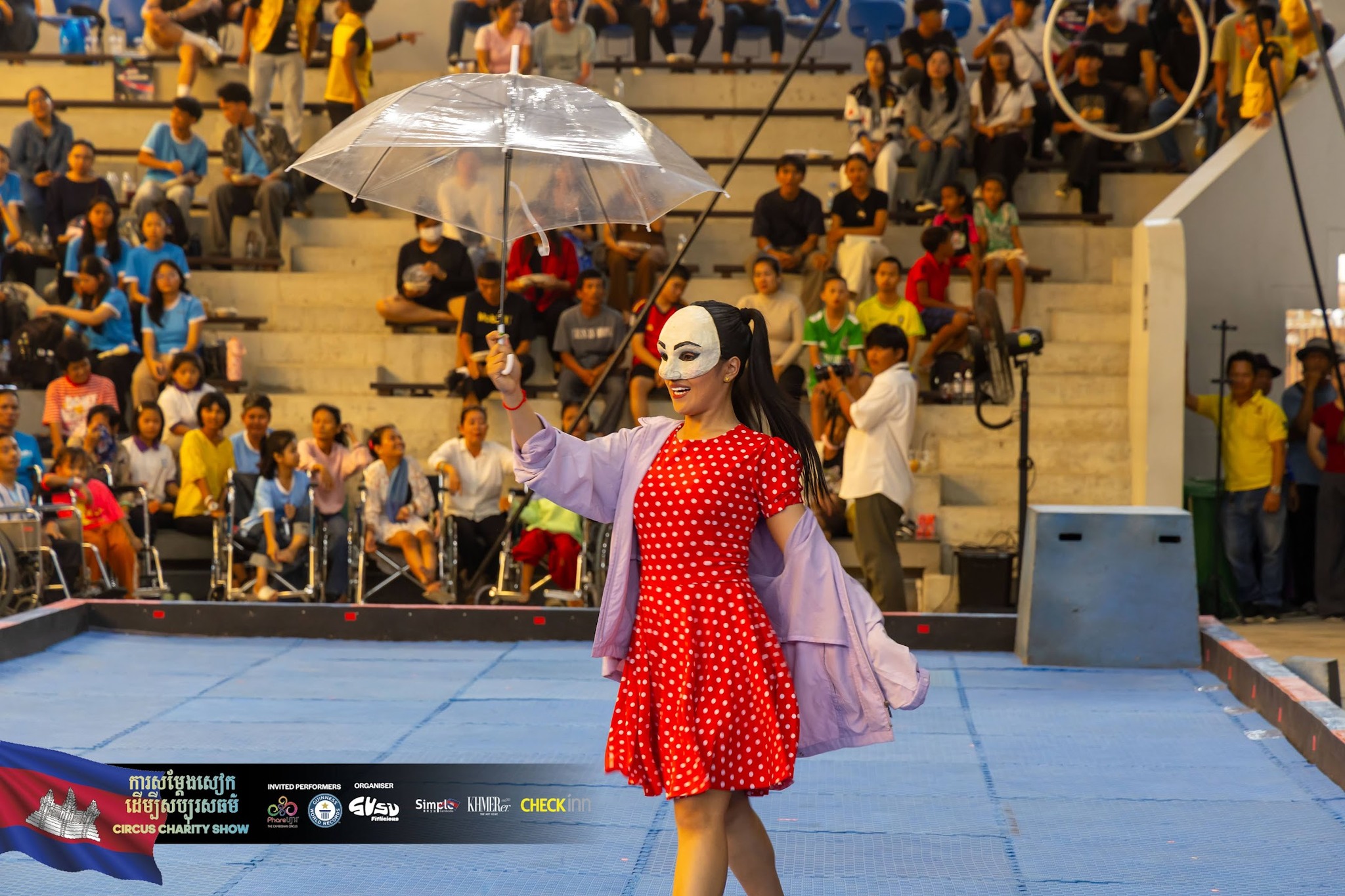 Circus 6